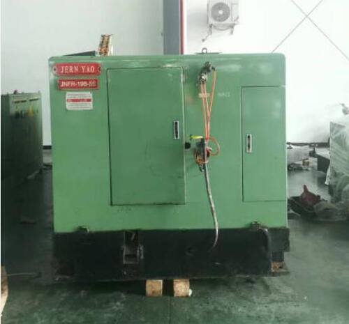 Used Taiwan JERN YAO JNFR-19B5S 5 Mold 5 Blow Nut Making Machine