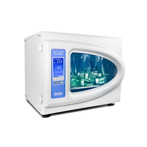Refrigerated shaking incubators