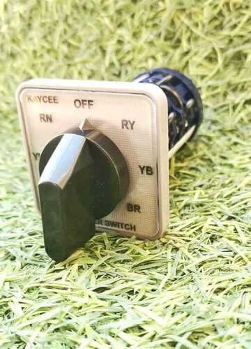 VOLTMETER SELECTOR SWITCH