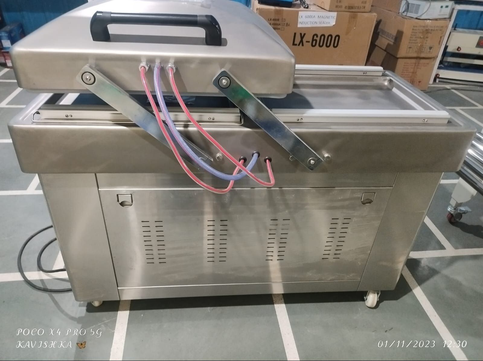 Double chamber vacuum sealer machine