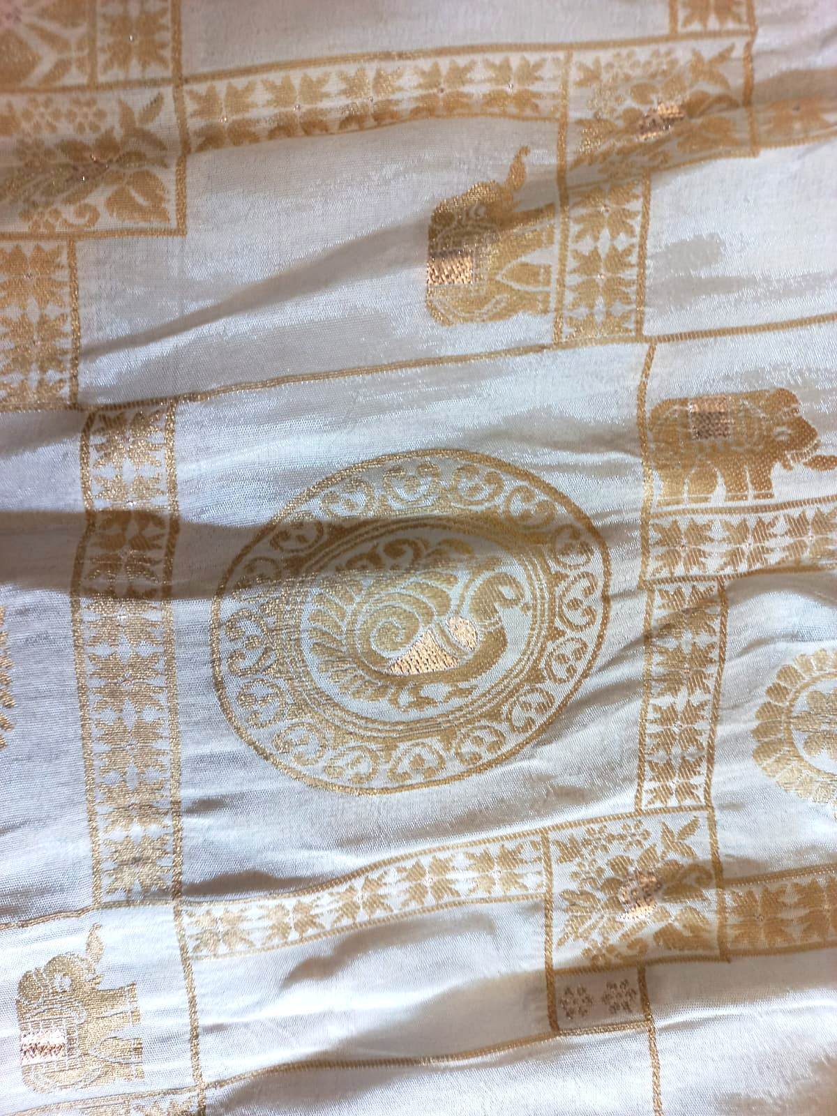 Latest Jacquard fabric for clothes manufacturing