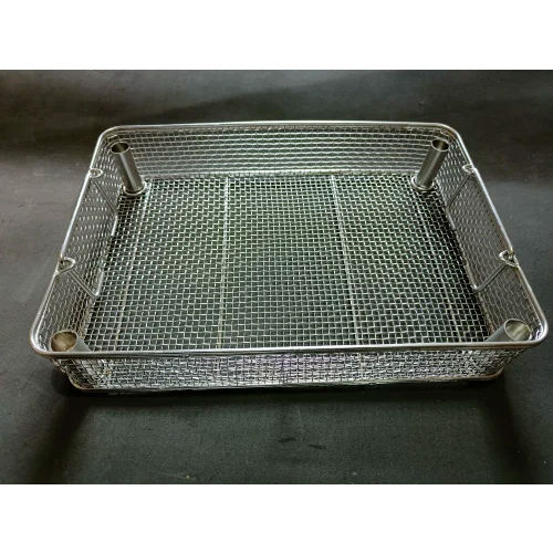 Ss304 Surgical Instruments Sterilization Trays With Folding System Application: Hospitals