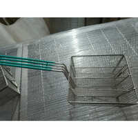 Tikki Fryer Basket - Stainless Steel, 13 X 9.6 Inches, Silver Color | Multiple Compartment Design For Efficient Frying In Hotel Kitchens