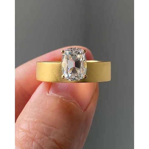 2CT Solitaire Yellow Gold Oval Brilliant Cut G vs1 Lab Grown Diamond