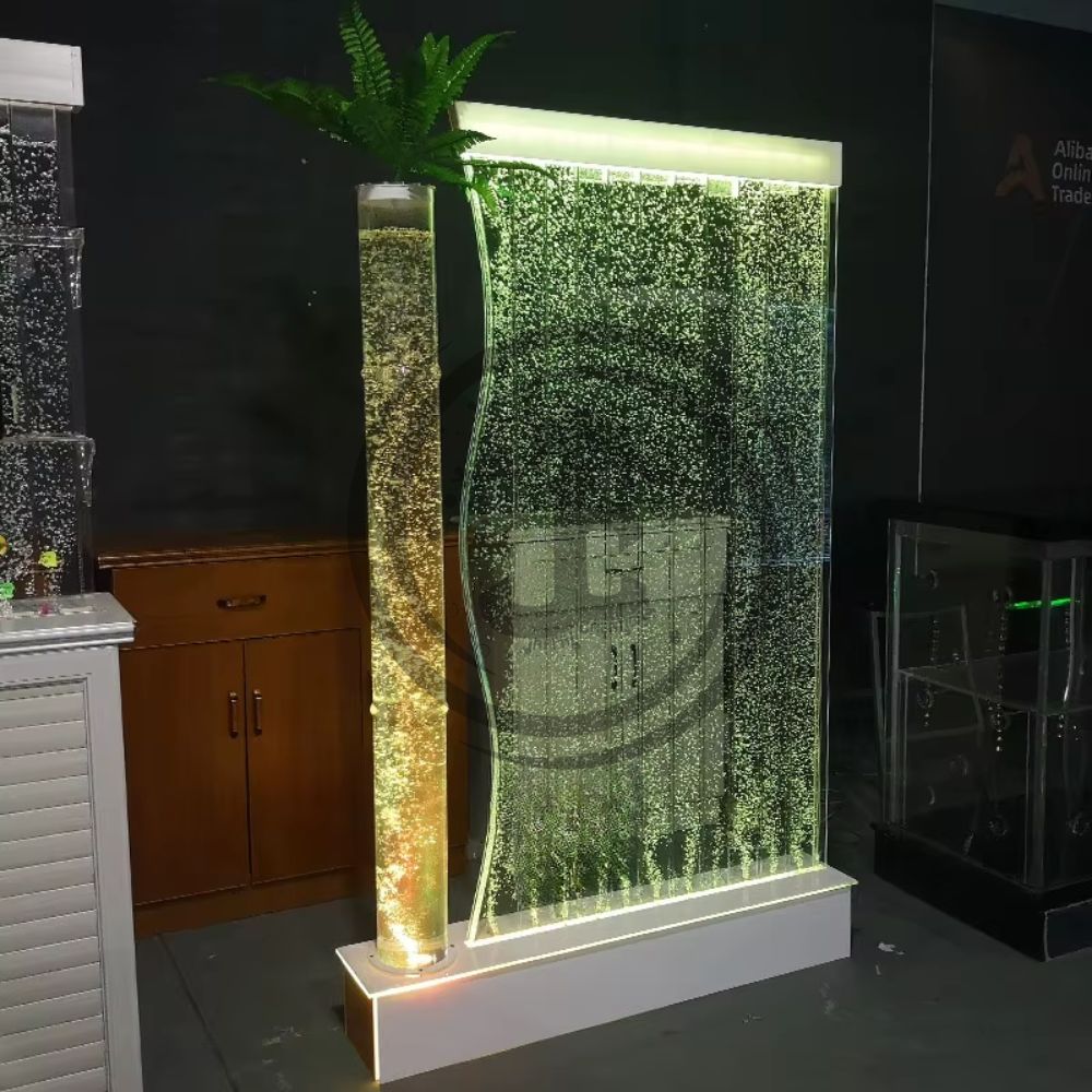 CURVED BUBBLE WALL WITH PILLAR