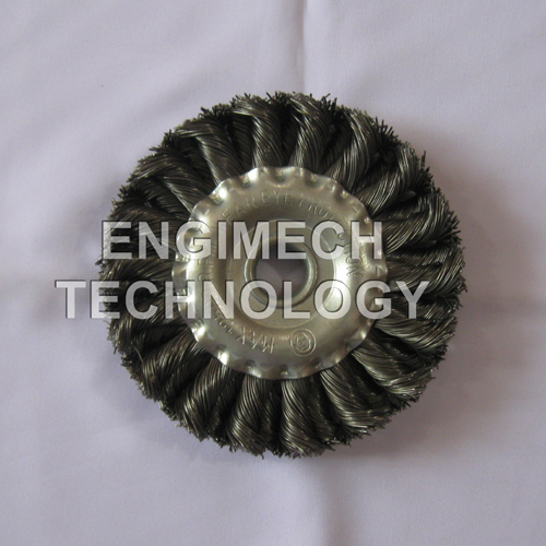 Tyre Retreading Brush