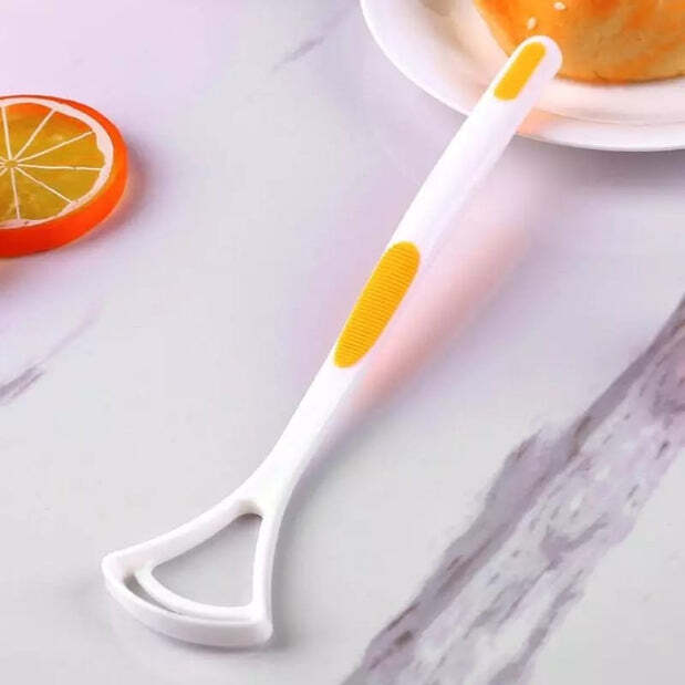 NEW HOT AWAY HAND SCRAPER FASHION TONGUE CLEANER BRUSH WITH SILICA HANDLE (1235)