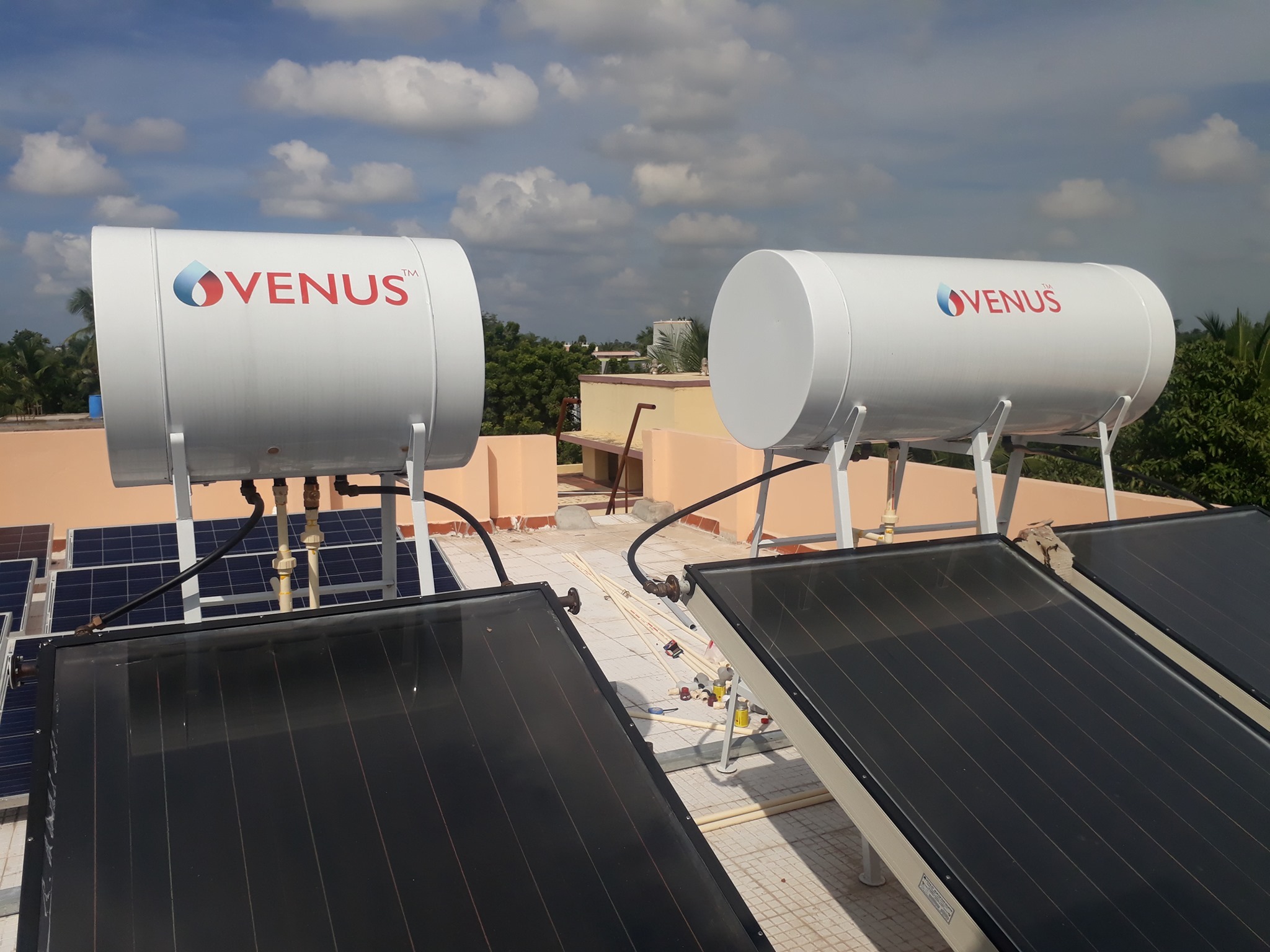 VENUS 100 LPD FPC SOLAR WATER HEATER