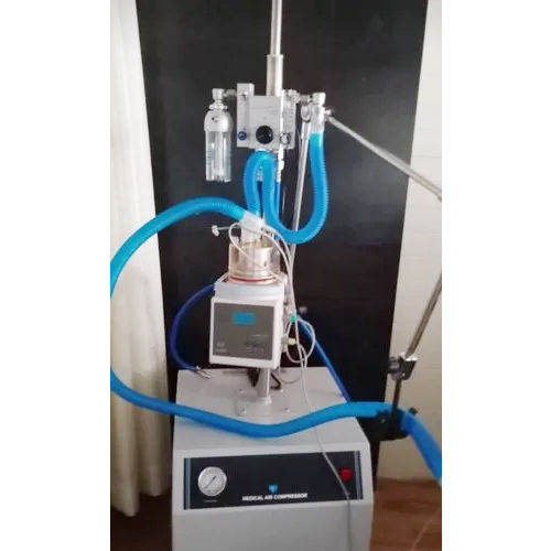 Bubble CPAP Delivery System With Blender