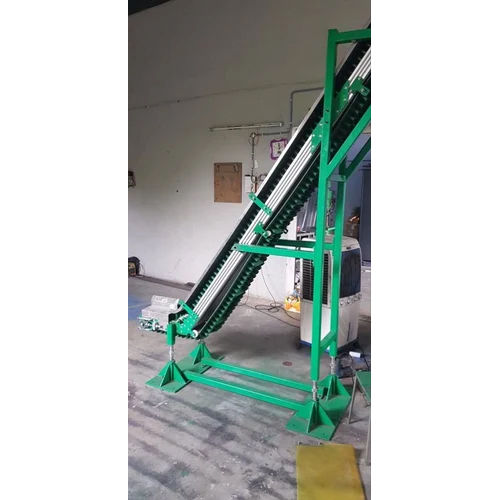 Material Loading Conveyor - Color: Green