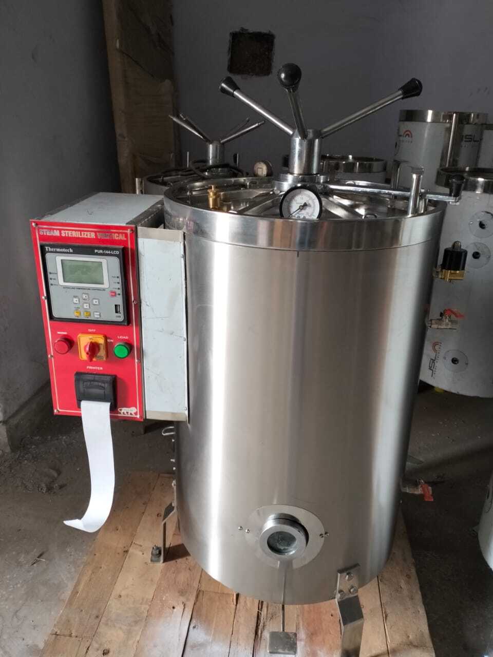 Vertical  Autoclave