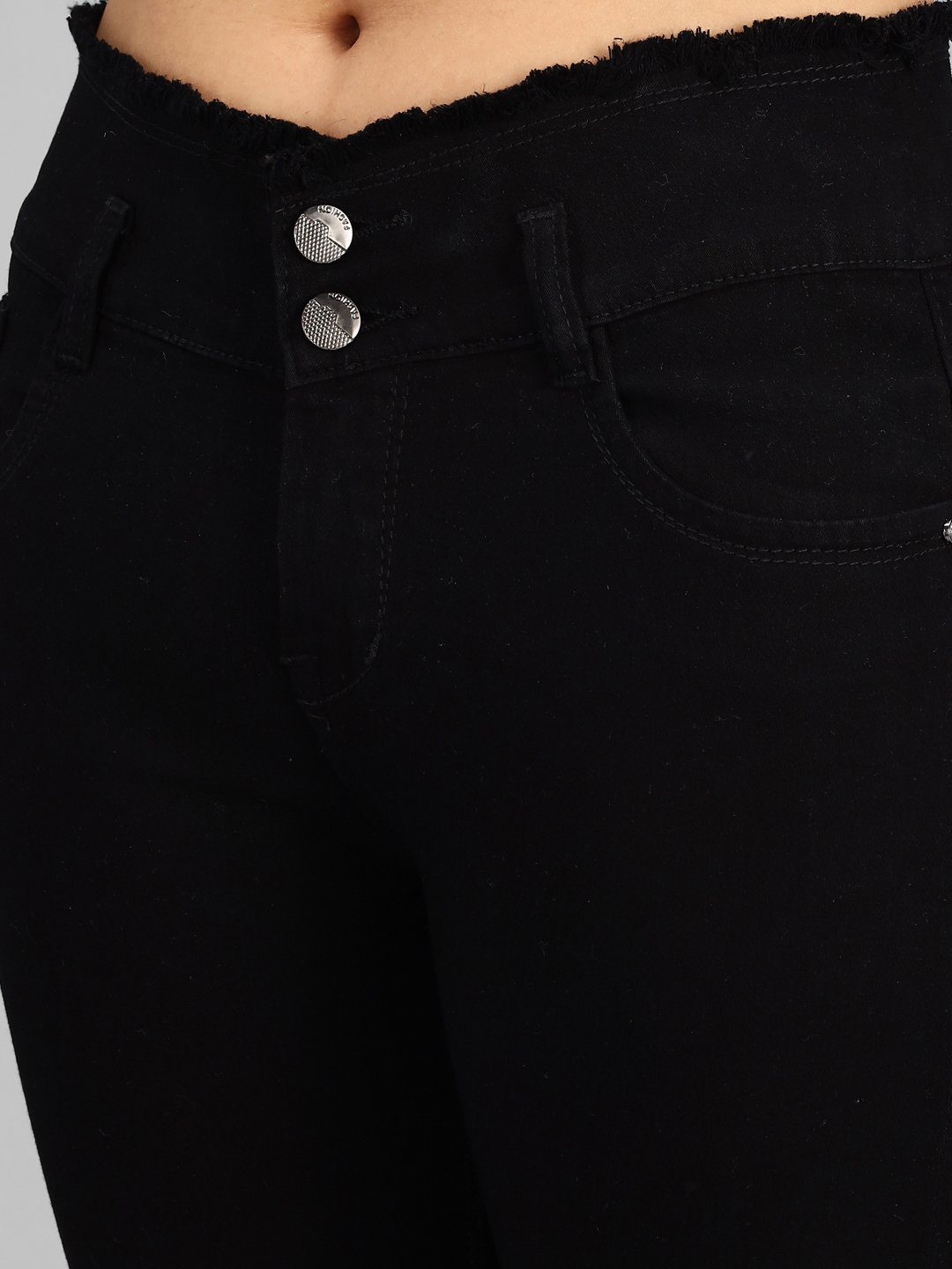 M MODDY 182Black Fray Hem Stretchable Skinny Fit Black Denim Capri for Women