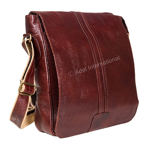 A551 Top Grain Leather Messenger Bag