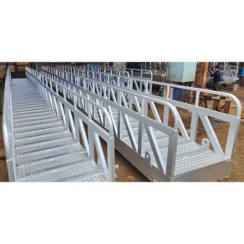 Industrial Aluminium Gang Way Grade: First Class