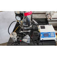 Oxygen Bomb Calorimeter - Color: Silver