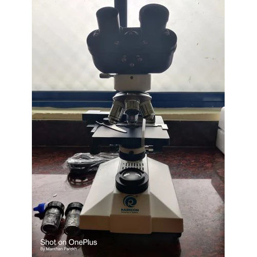 Trinocular Research Microscope 100x