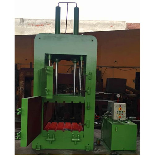 Green Paint Coated Hydraulic Vertical Baling Press