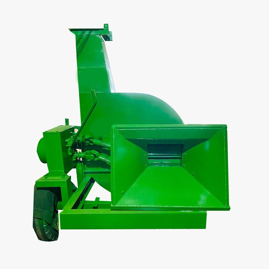 Tractor Mounted Wood Chipper Machine With Chipping Size (8,10,12mm & as per setting)