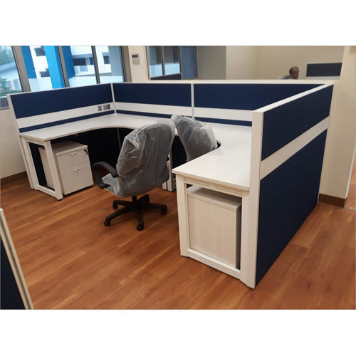 C Shaped Partition Workstation