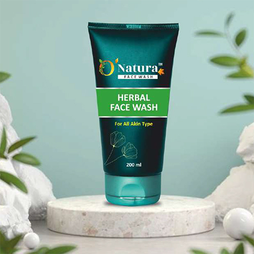 Smooth Texture Herbal Face Wash