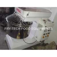 Electric Food Mixer - Stainless Steel, 110-140 Liters Capacity | 3.25 Hp Power, Ss 304 Grade, Ideal For Commercial Use In Hotels