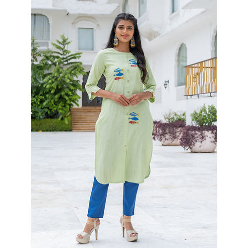 A Straight Yarn Dyed Green Kurta With Embroidery