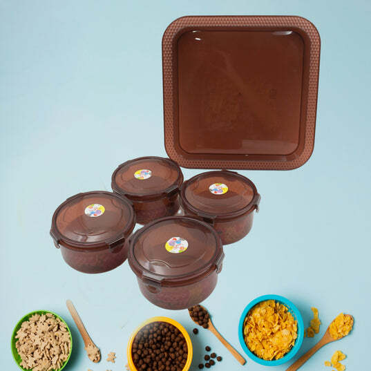 PLASTIC AIRTIGHT 4 PIECES STORAGE CONTAINER AND 1 PIECE SERVING TRAY WITH LIDS (3646)