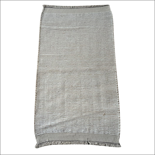 White Simple Handloom Rugs