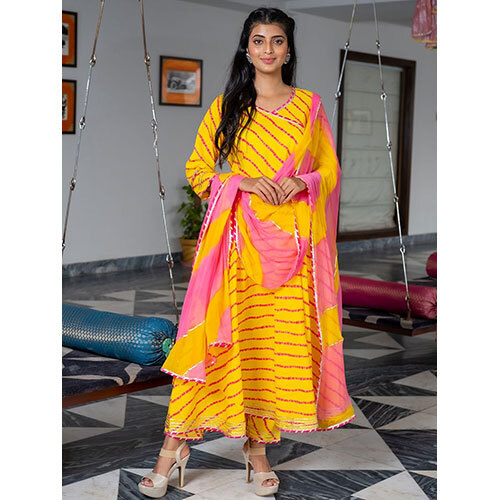 Women Leheriya Angrakha Kurta With Trousers & Dupatta