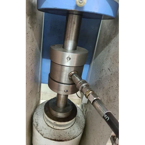 Hoek Triaxial Cell Application: Industrial