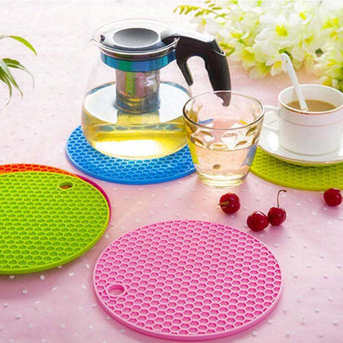 SILICONE TRIVET FOR HOT DISH AND POT (4913)