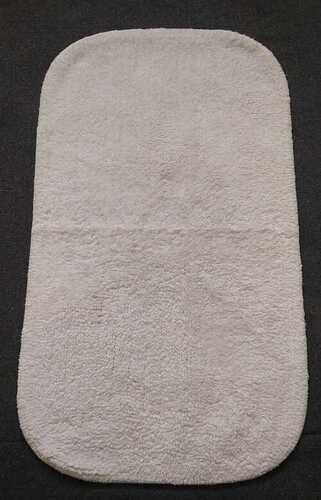 Hotel Bath Rugs 20x34 inches