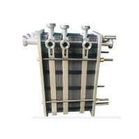 Plate Chiller - Capacity: 10000 Ltr/hr