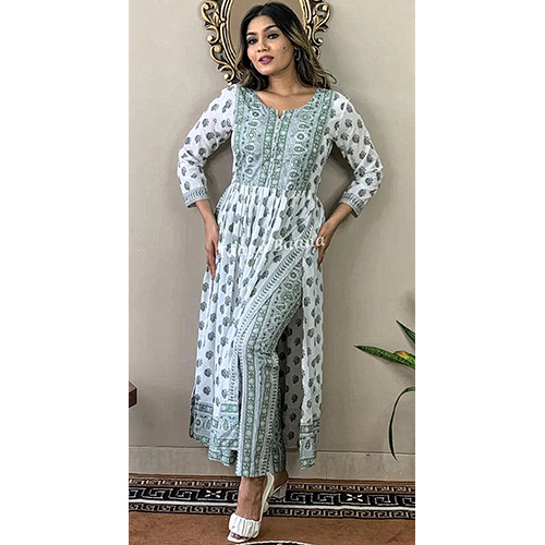 Green Women Printed Viscose Rayon Green Naira Cut Kurti Pants Set