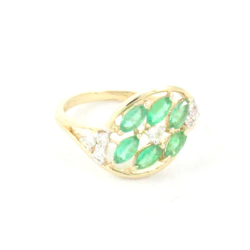 Peridot Silver Ring Gender: Women