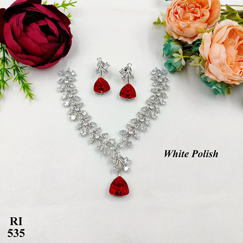 Ladies Red Stone Necklace Set