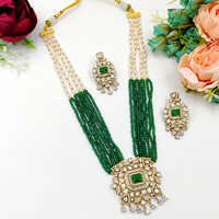 Ladies Green Victorian Necklace Set