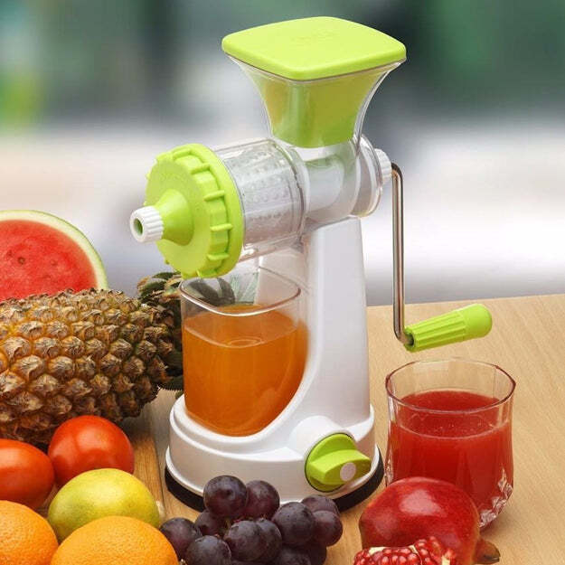 GANESH KITCHENWARE PLASTIC HAND JUICER  (8103)