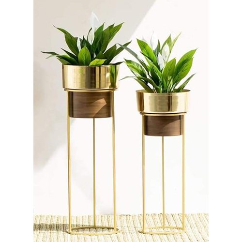 Planter with Stand