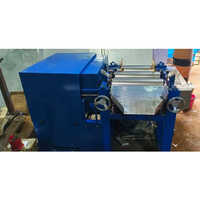 Single Phase Triple Roller Milling Machine Capacity: 25 Kg/hr