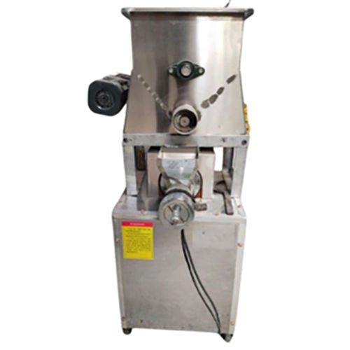 Pasta And Macroni Making Machine (30 kg)