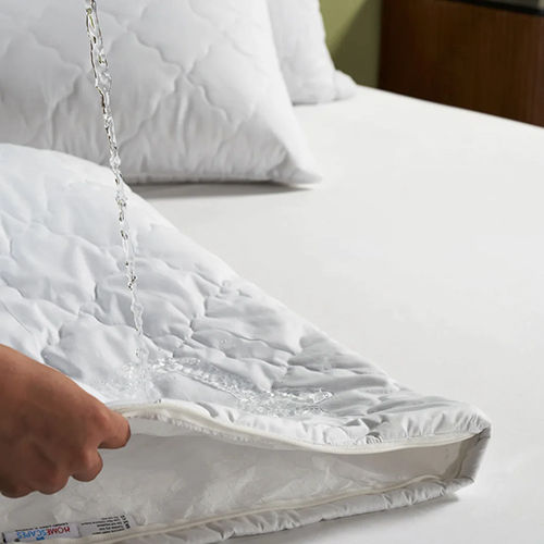 WATERPROOF PILLOW PROTECTORS