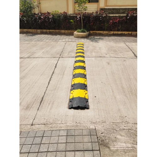 Plastic Speed Breaker .