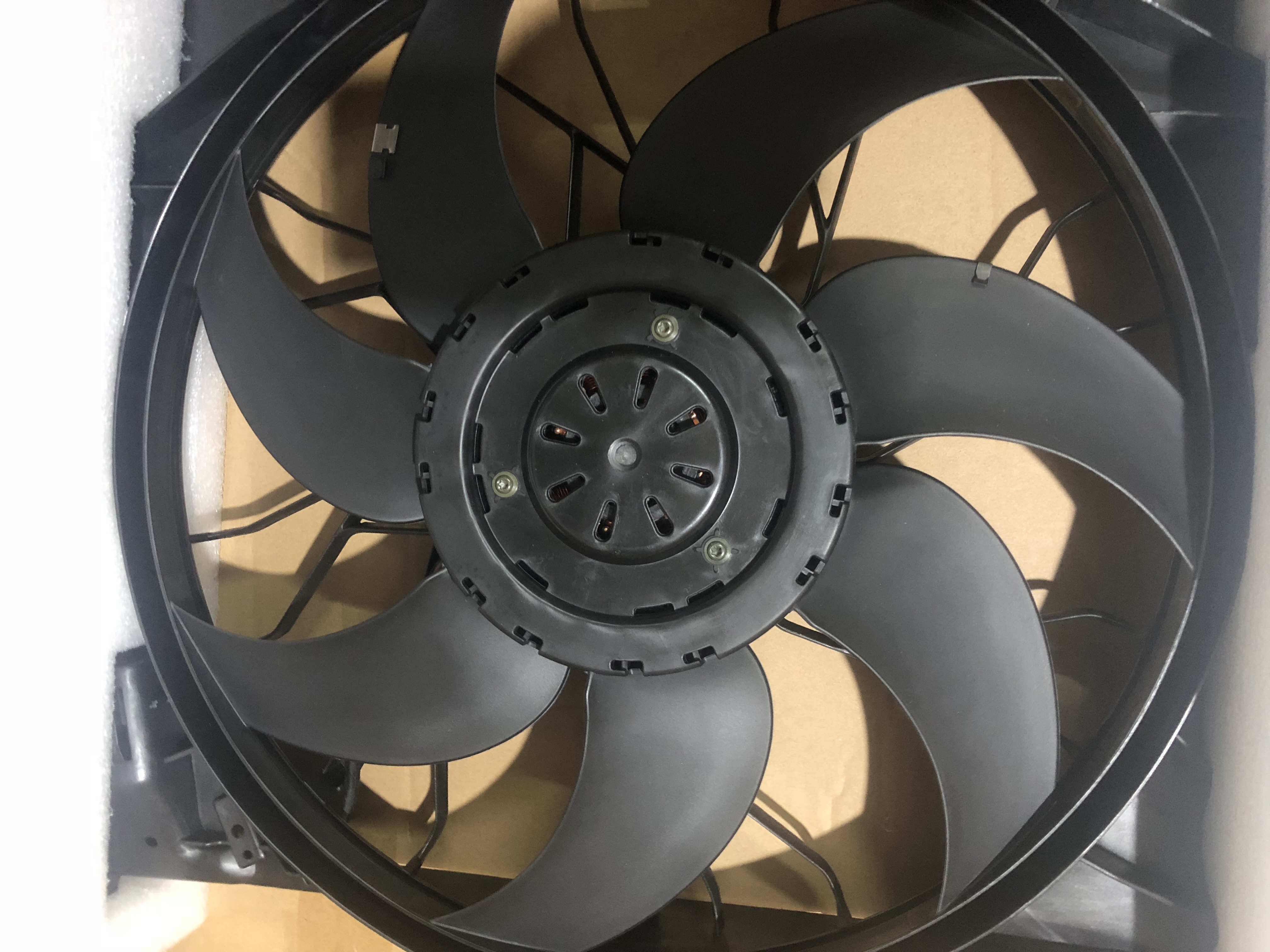 Audi A4 A6 A8 Radiator Fan Assembly