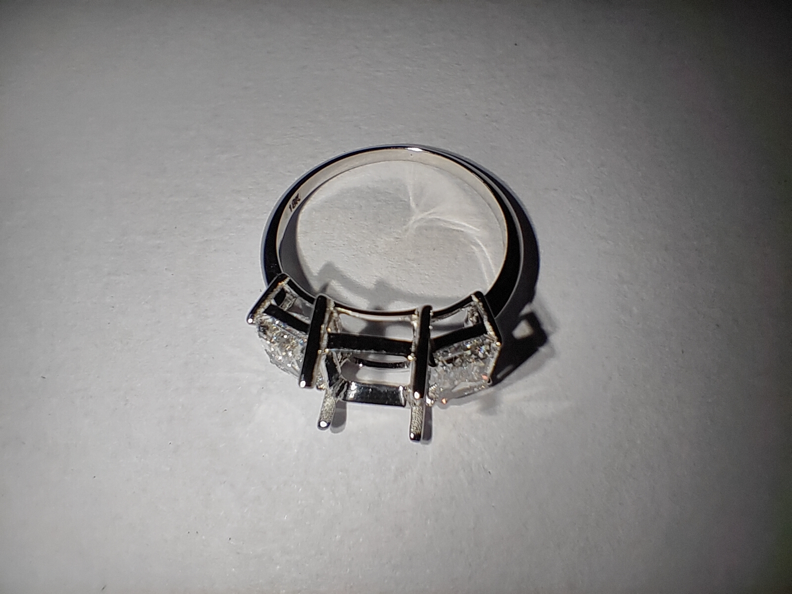 18 kt solitaire diamond gold rings