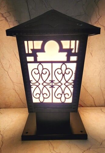 Ms Black Outdoor Gate Light