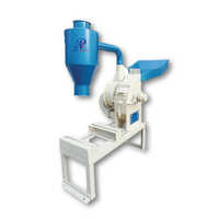 30 Kg-hr Spice Grinding Machine Capacity: 20 Kg/hr