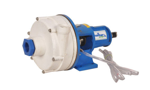 Sealless magnetic drive chemical process pump in PP Contrucion