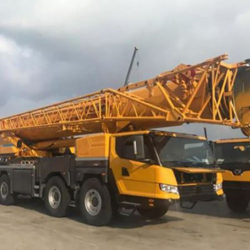 Stainless Steel / Iron 200 Ton Used Xcmg Qay200 Truck Crane