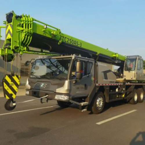 Used 25 Ton Zoomlion ZTC250 Truck Crane